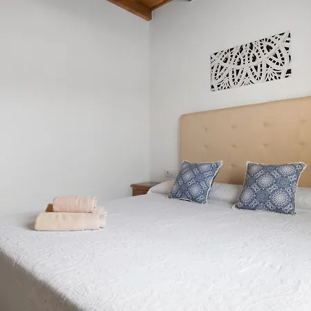 Casa Alpes 2 Solo Familias 펜션 콘일데라프론테라