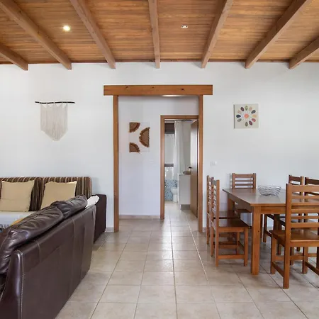 Casa Alpes 2 Solo Familias بيت للعطل