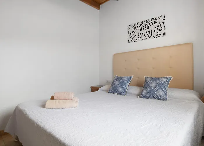 Casa Alpes 2 Solo Familias Holiday home Conil De La Frontera